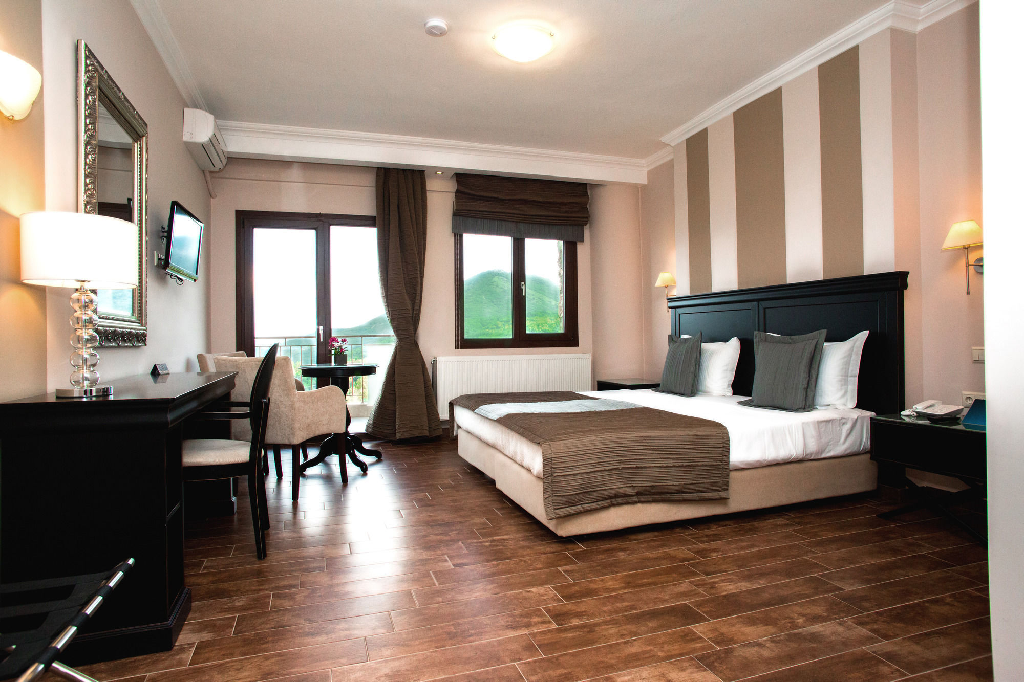 Enastron View Hotel Kastoria Luaran gambar