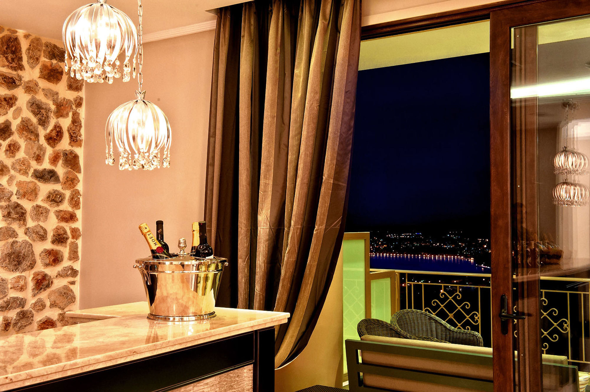 Enastron View Hotel Kastoria Luaran gambar